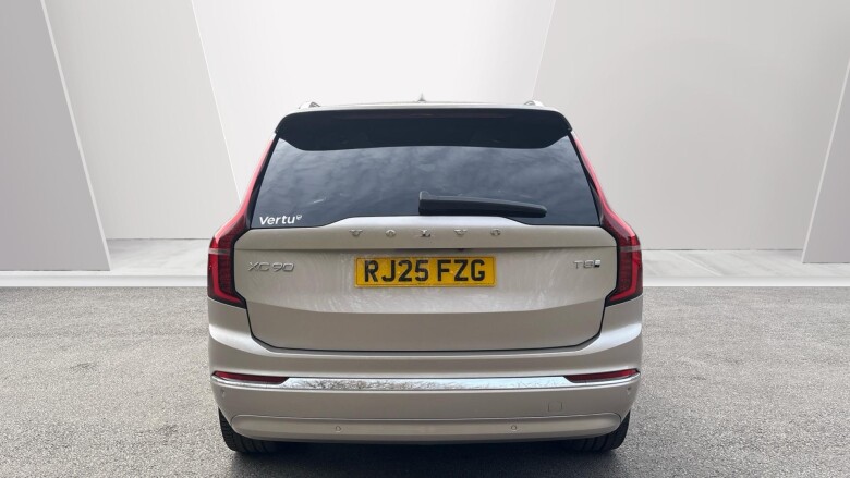 Volvo XC90 2.0 T8 PHEV Ultra Dark 5dr AWD Geartronic Estate